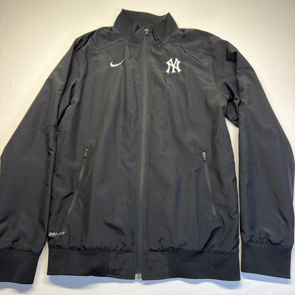 Nike NY Yankees Dri-FIT Jacket Small Black Mens Full Zip Windbreaker MLB 445143